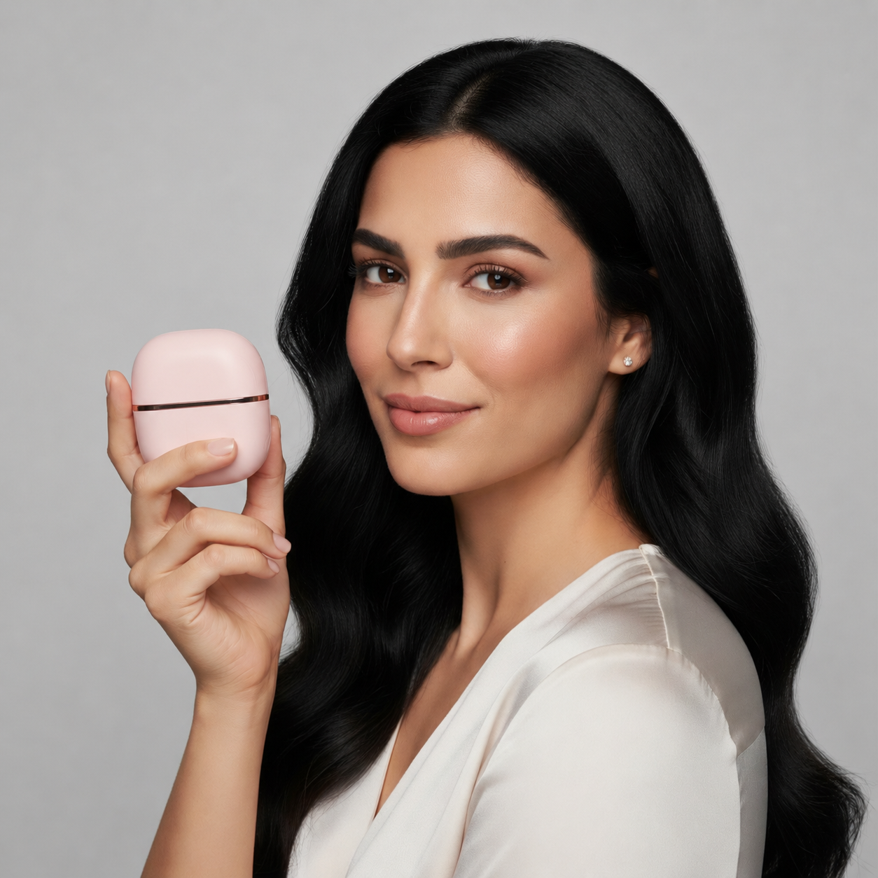 MiniGo Brush – מברשת שיער אלחוטית להחלקה מהירה בכל מקום